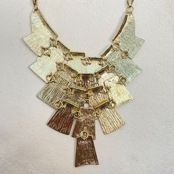Bib Necklace Gold Tone Brutalist Tiered Plates - Picture 5 of 8